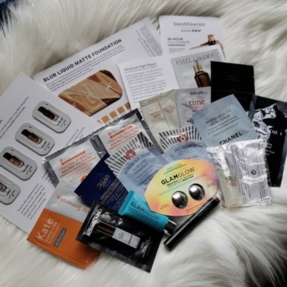 19 pc Sephora Makeup Deluxe & Foil Sample Set